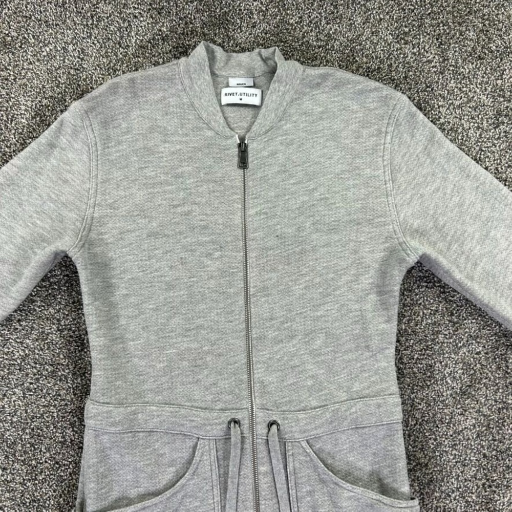 Rivet‎ Utility Maven Grey Zip Up Jumpsuit Pockets Drawstring Waist Womens Medium - Picture 3 of 16
